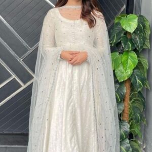 Profile picture of Aqsa Sheikh